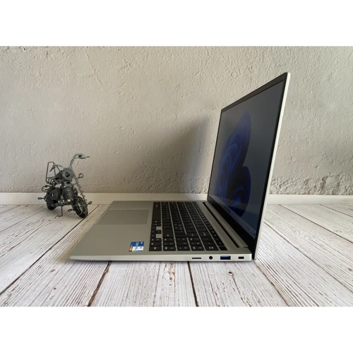 Ноутбук Samsung NP750XDA-KD3SE Stylus Approved (А) фото 11