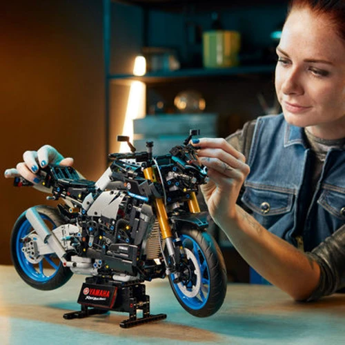 Конструктор LEGO Technic Yamaha MT-10 SP (42159) фото 5
