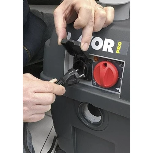 Порохотяг Lavorpro PRO Worker EM: Потужність всмоктування 340 Вт