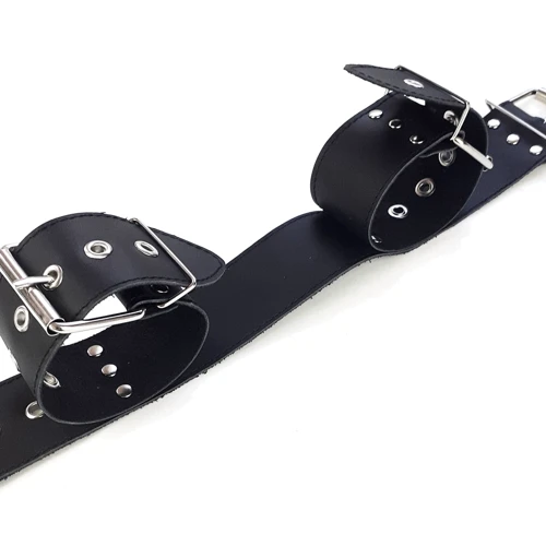 Ошейник с наручниками из натуральной кожи Art of Sex - Bondage Collar with Handcuffs