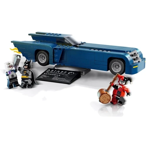 Конструктор LEGO Batman Бетмен на бетмобілі проти Харлі Квін та Містера Фріза 435 деталей (76274): Серія Super Heroes