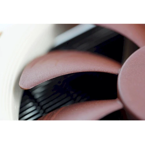 Кулер Noctua NH-L9i-17xx: Разъем 4pin