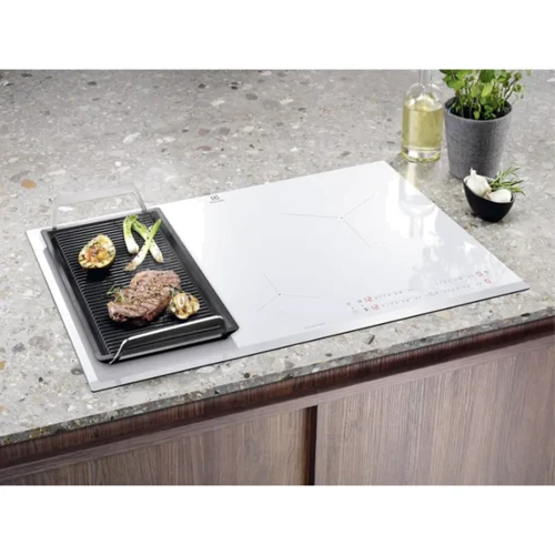 Варочная поверхность Electrolux EIV83443BW: Рабочая поверхность стеклокерамика