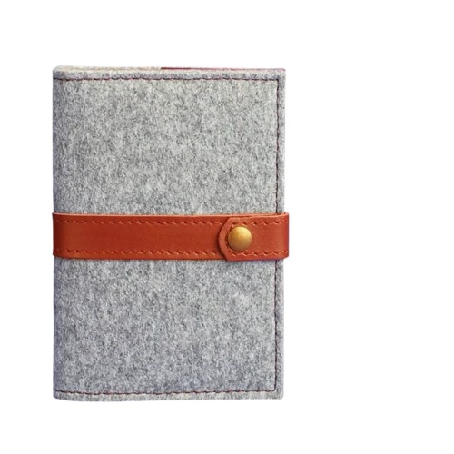 Женская обложка для паспорта BlankNote 1.1 коричневая (BN-OP-1-1-felt-k)