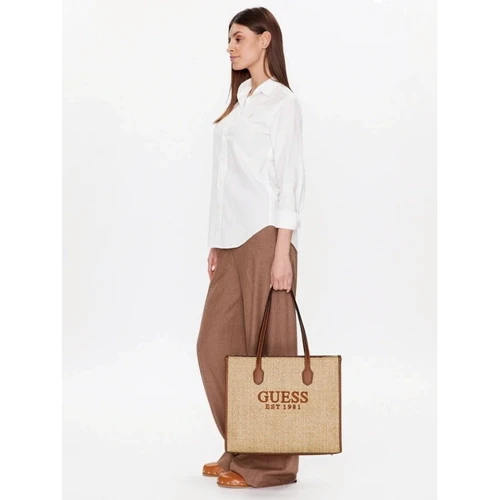 Женская сумка тоут GUESS SILVANA GIRLFRIEND TOTE бежевая (HWWS8665240-NTC): Стиль Повседневный (Casual)