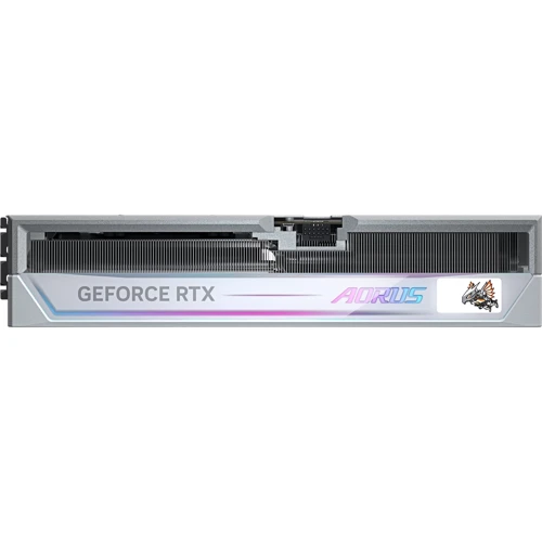 Видеокарта Gigabyte GeForce RTX 5090 MASTER ICE 32G (GV-N5090AORUSM ICE-32GD): Форм-фактор Стандартная