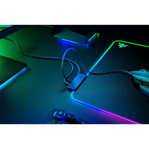 Игровая поверхность RAZER Firefly V2 (RZ02-03020100-R3M1): Толщина, мм 3