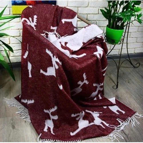 Плед LightHouse Funny Moose 140х200 см бордо (550361): Производитель LightHouse