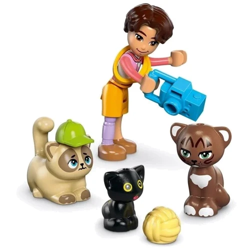 Конструктор LEGO Friends Хартлейк-Сіті Квартири та магазини 2040 деталей (42670) фото 10