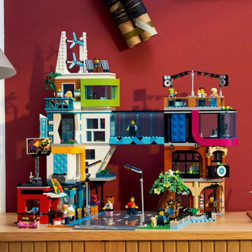 Конструктор LEGO City Центр города (60380) фото 7