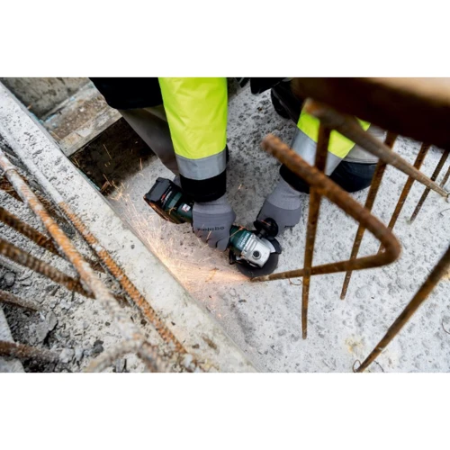 Болгарка (угловая шлифмашина) Metabo W 18 L 9-125 (602247860): Макс. частота вращения диска 8500 об/мин
