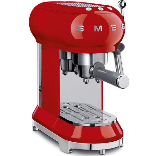 Кофеварка Smeg ECF01RDEU