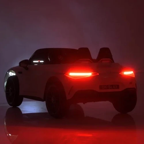Детский электромобиль Bambi Racer Mercedes SL 63 AMG красный (M 5098EBLRS-3): Рекомендуемый возраст от 3 лет до 8 лет