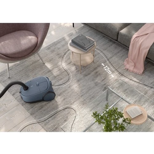 Пылесос Electrolux EB61C4DB: Максимальная мощность 750 Вт