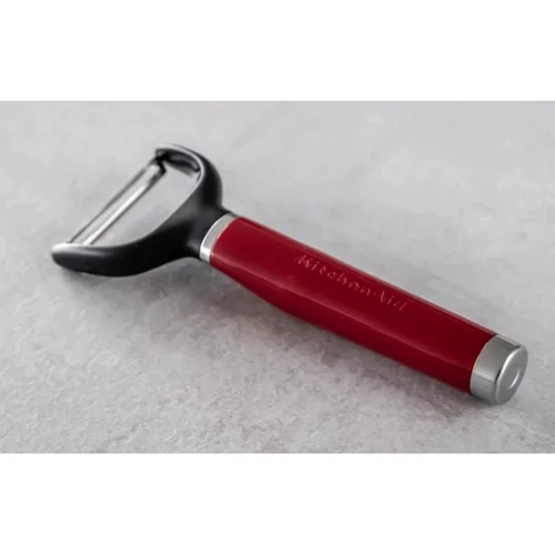 Овощечистка горизонтальная KitchenAid Coreline 18.8 см красный (KAG145OHERE)