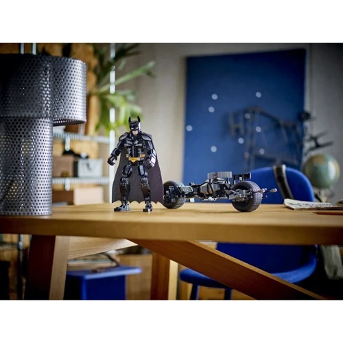 Конструктор LEGO Batman Фігурка Бетмена для складання та бетцикл 713 деталей (76273) фото 8