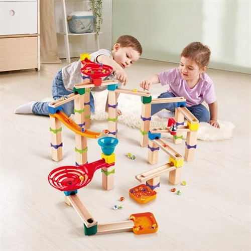 Конструктор-лабиринт Hape Marble Run Трюки и повороты 129 элементов (E1100) фото 1