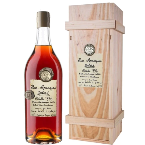 Арманьяк Delord Bas-Armagnac 1996 gift box 40 % 0.7 л (WHS3324113719961)