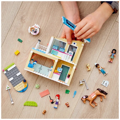 LEGO Friends Ветеринарная клиника в Хартлейк-Сити (41446) фото 8