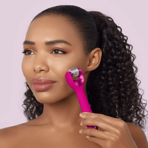 Электронный роллер для лица с микроиглами GESKE MicroNeedle Face Roller 9в1 magenta фото 5