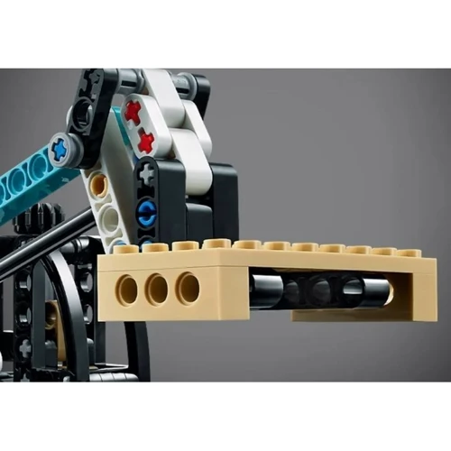 Конструктор LEGO Technic Телескопічний навантажувач 143 деталей (42133) фото 8