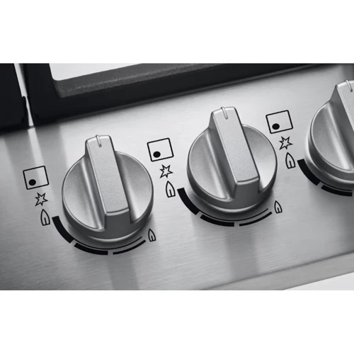 Варочная поверхность Zanussi ZGH66424XS: Расположение панели фронтальное