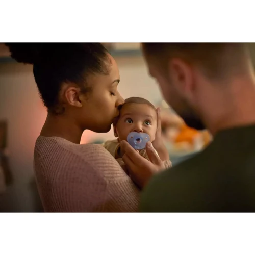 Пустышка для мальчика Philips AVENT Soothie 0-6 мес голубой 2 шт (SCF099/21) фото 6
