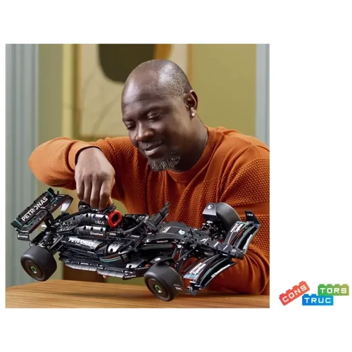 Конструктор LEGO Technic Mercedes-AMG F1 W14 E Performance (42171): Рекомендуемый возраст от 12 лет