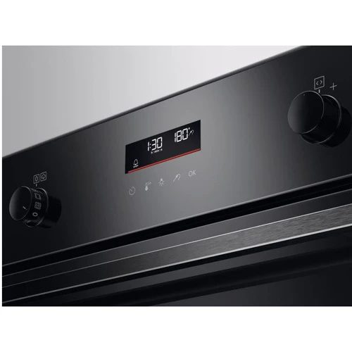 Духовой шкаф электрический AEG BPK556260B: Класс энергопотребления A+