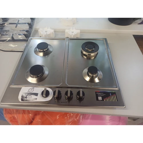 Bosch PCH6A5B90 (Варочные поверхности) (79006541) Stylus approved: Причина уценки Деформация на заднем правом углу