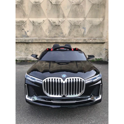 Электромобиль Kidsauto BMW X7 style чёрный лак (LBB-5219black ): Материал корпуса пластик