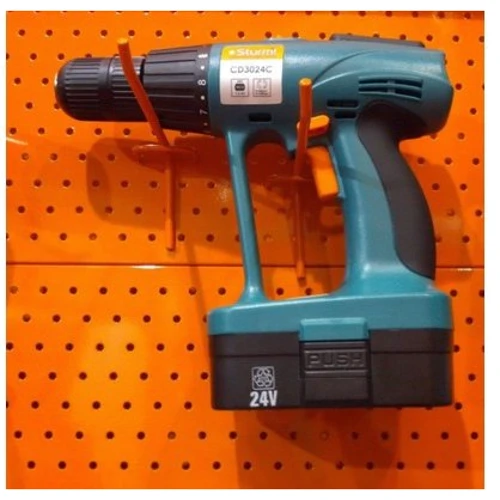 Шуруповерт акумуляторний Sturmax CD3024C: Тип інструмента ненаголошений