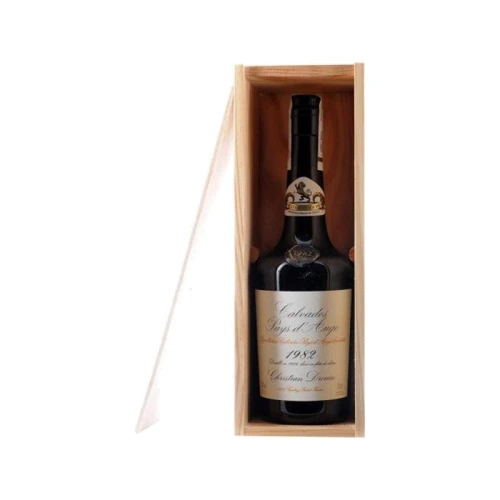 Водка Calvados Coeur de Lion Pays d'Auge, wooden box, 1982 (0,7 л) (BW9408)