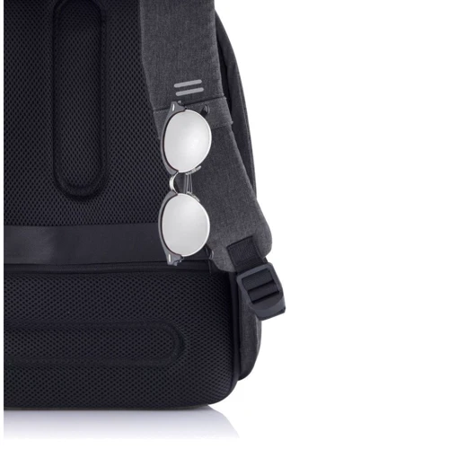 Рюкзак антивор XD Design Bobby Hero Black черный (P705.291): Застежка Молния