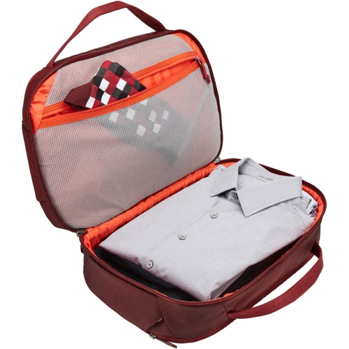 Дорожня сумка Thule Subterra Boarding Bag 23 л (TSBB301): Матеріал Нейлон 800 ден