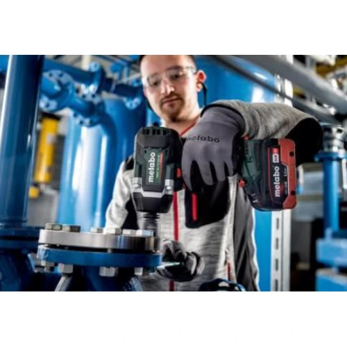 Гайковерт Metabo SSW 18 LTX 800 BL + MetaBox (602403840): Тип инструмента гайковерт