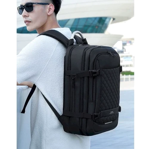 ROWE Business Jet Backpack Black (8281) for MacBook Pro 15"