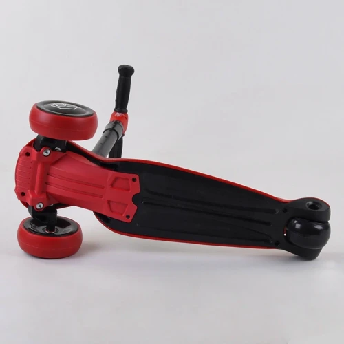 Самокат трехколесный Best Scooter, MAXI, складной алюминиевый руль, 3 колеса PU со светом Red (102050): Тип колес литые