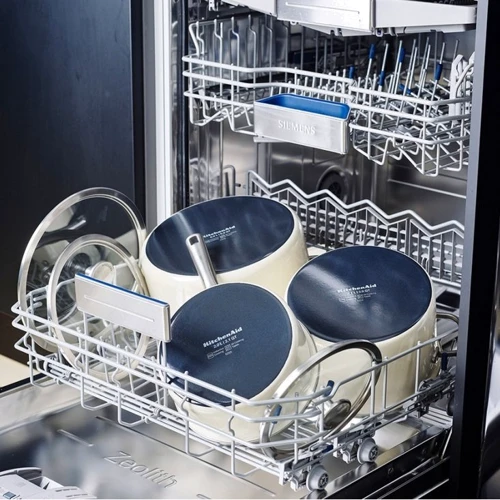 Каструля KitchenAid Steel Core 20 см 3.7 л мигдальний крем (CC003266-001): Тип джерела тепла Все виды плит