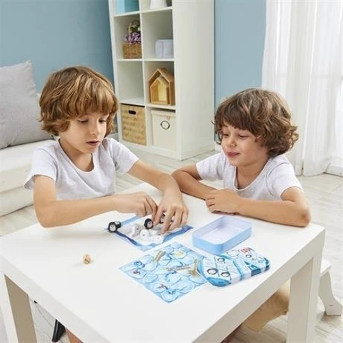 Настольная игра Hape Крестики-нолики Змеи и лестницы 2 в 1 (E0478): Производитель HAPE