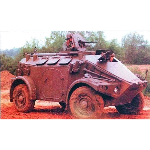 Бронеавтомобиль ACE Panhard M3 (4x4) фото 7