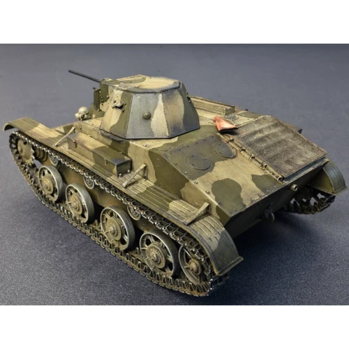 Сборная модель MiniArt Советский легкий танк Т-60 завода №264 с интерьером (MA35219) фото 7