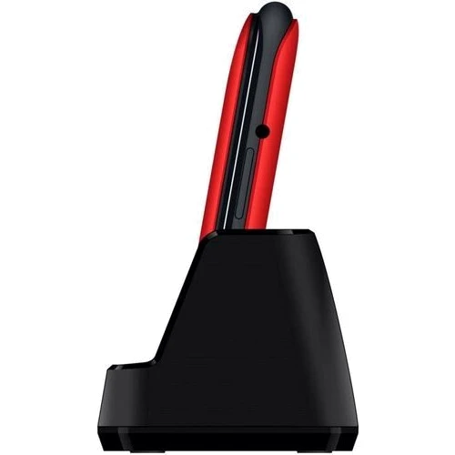 Мобільний телефон Maxcom MM817 Red (UA UCRF): Слот для карт пам'яті microSD (до 32 ГБ)