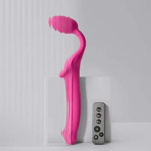 Безремневой страпон с вибрацией Strap-On-Me Vibrating Fuchsia M, регулируемый, пульт ДУ
