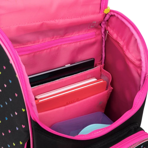 Рюкзак школьный каркасный Kite Education Hearts K22-501S-4 (LED): Возрастная группа от 6 до 10 лет