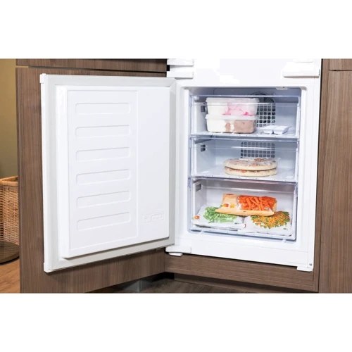 Встраиваемый холодильник Beko BCNA306E4ZSN фото 10