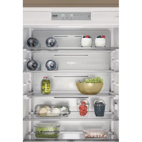 Вбудовуваний холодильник Whirlpool WH SP70 T241 P: Управління електронне