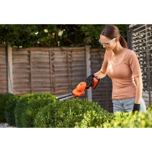 Акумуляторні садові ножиці Black+Decker BCSS18D1: Вага, кг 0.85