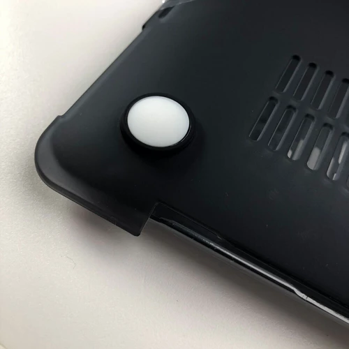 MyCase Soft Touch Matte Black для MacBook Pro 13" 2020 / Pro 13" 2020 M1: Матеріал пластик