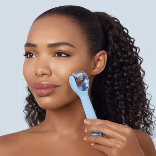 Электронный роллер для лица с микроиглами GESKE MicroNeedle Face Roller 9в1 aquamarine фото 5